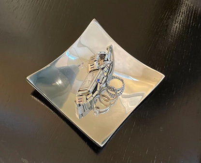 Multi-Purpose Wavy-Square Candle Holder